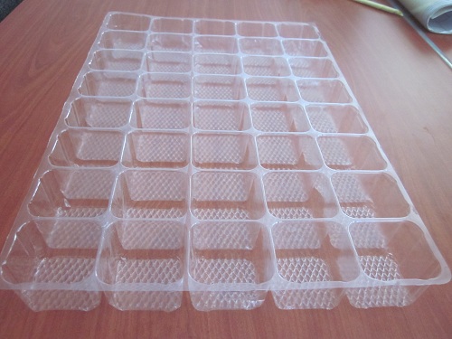 Khay đựng bánh kẹo 40 ô vuông (Plastic cake tray 40 square cells)